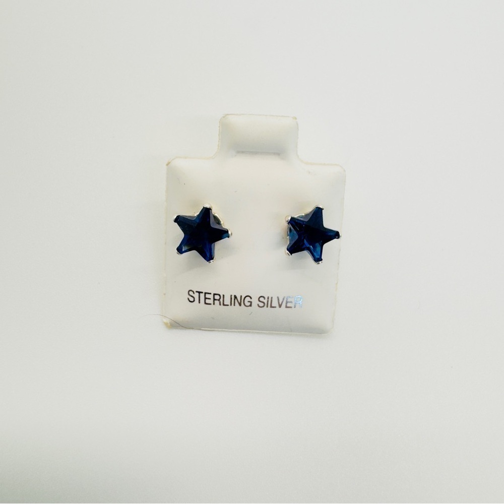 Brand New 7mm Deep Blue Star CZ 925 Sterling Silver Earrings